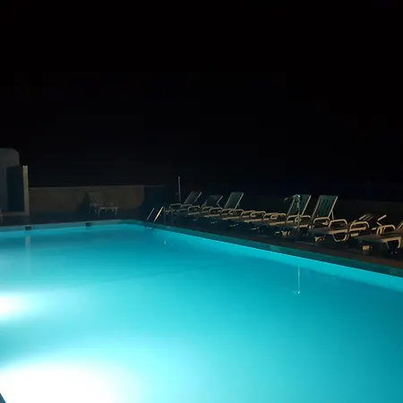 Azul Lägenhetshotell 3*