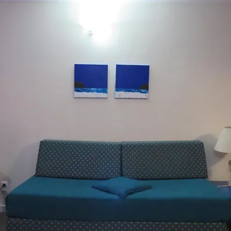 Azul מלון דירות 3*