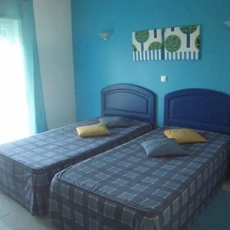 Azul Lägenhetshotell 3*